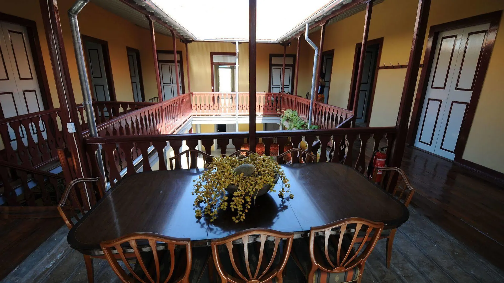 Hotel The Colonial Guest House Sao Filipe